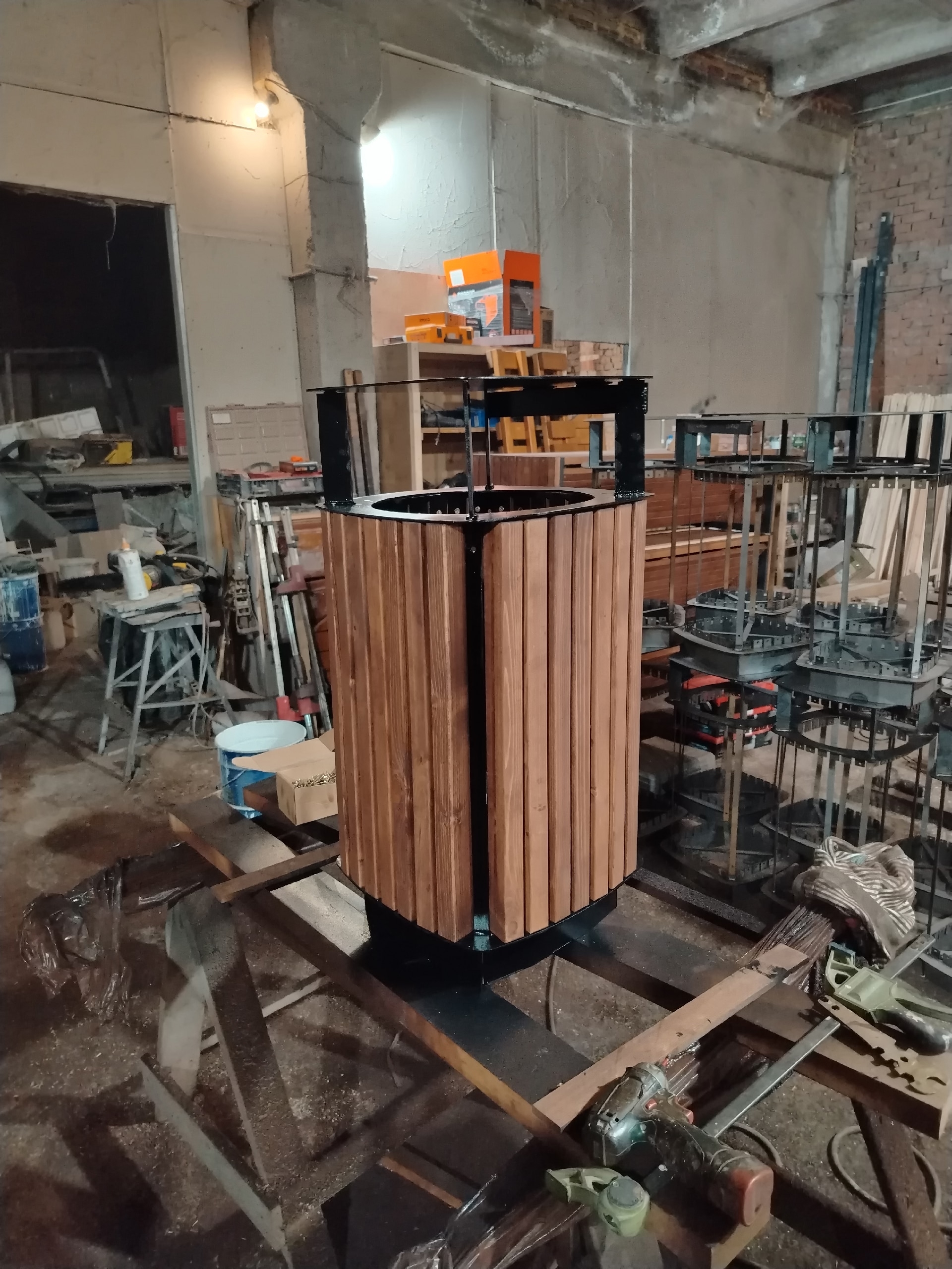 Благоустройство территории школы им. Миронова Ю.М.