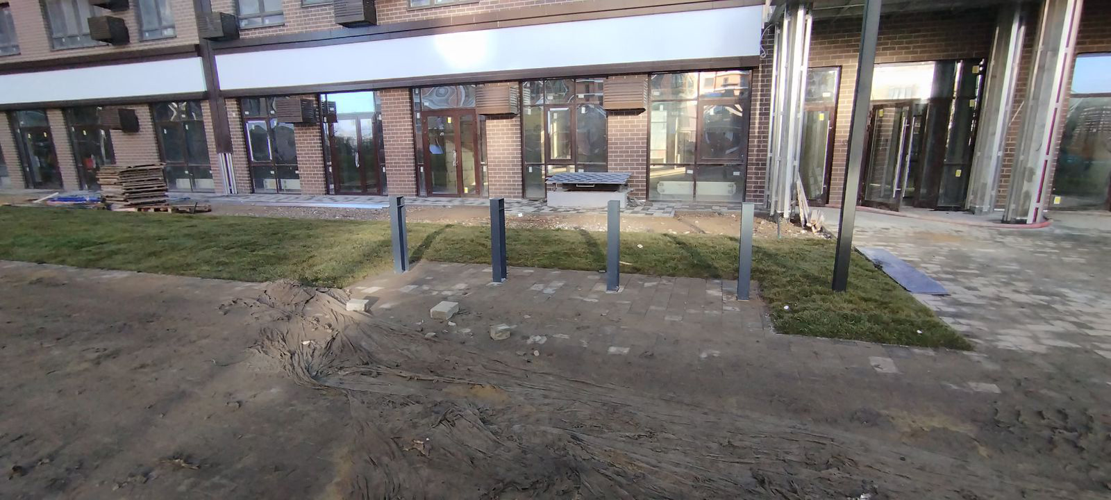 МАФы и горка в ЖК - фото 8