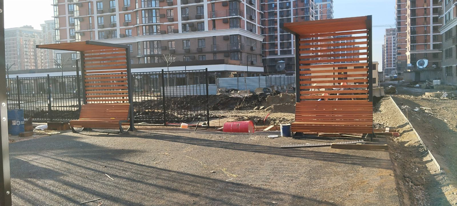 МАФы и горка в ЖК МАФы и горка в ЖК