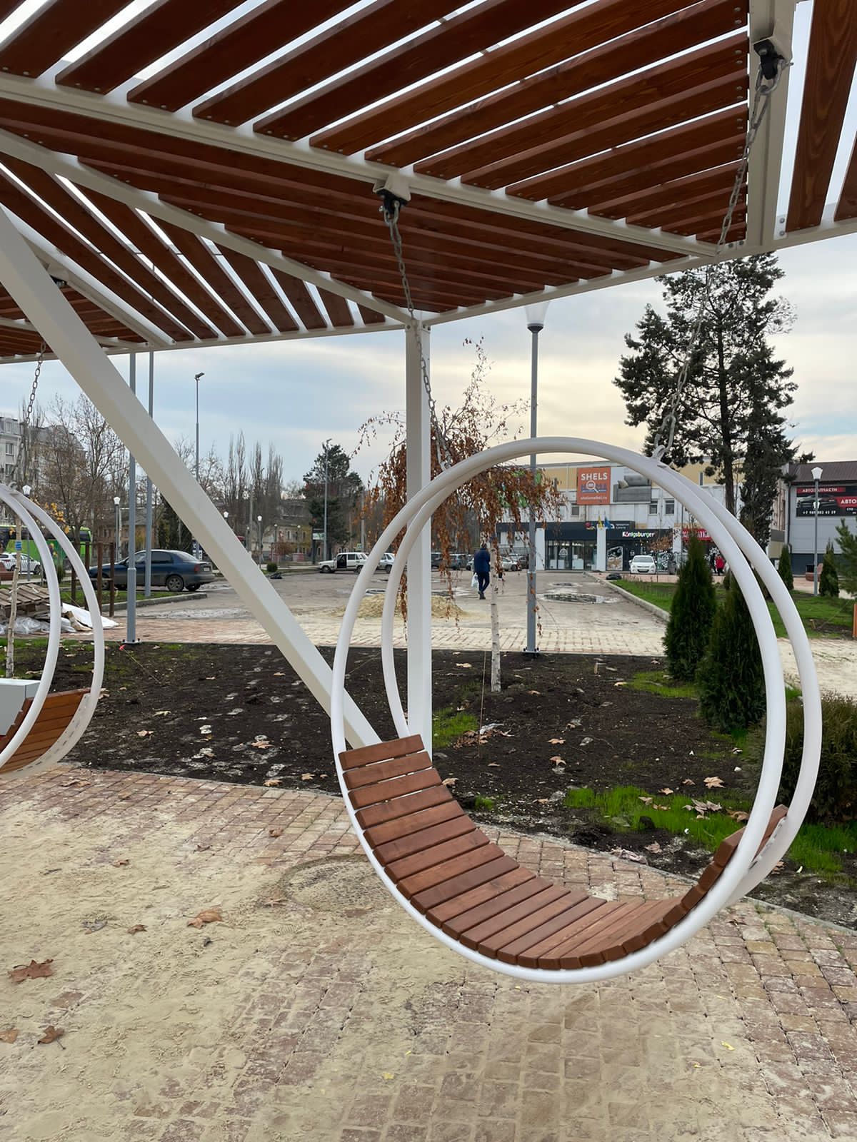 Стеклопластиковые фигуры футболистов и МАФы на стадион Динамо - фото 6