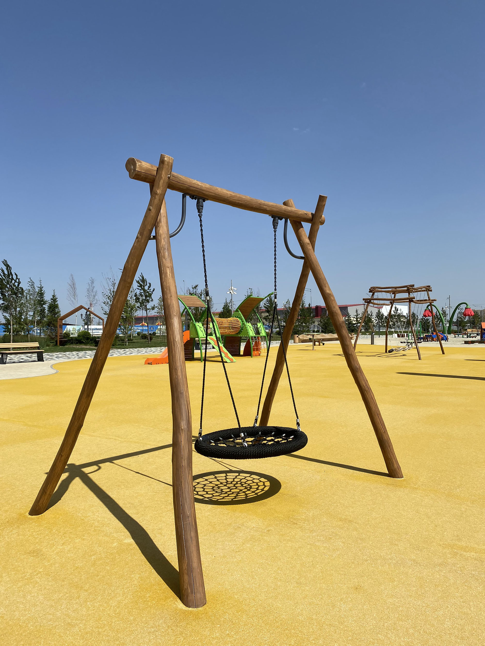 Бульвар Щипакина (Аллея героев России) - фото 8