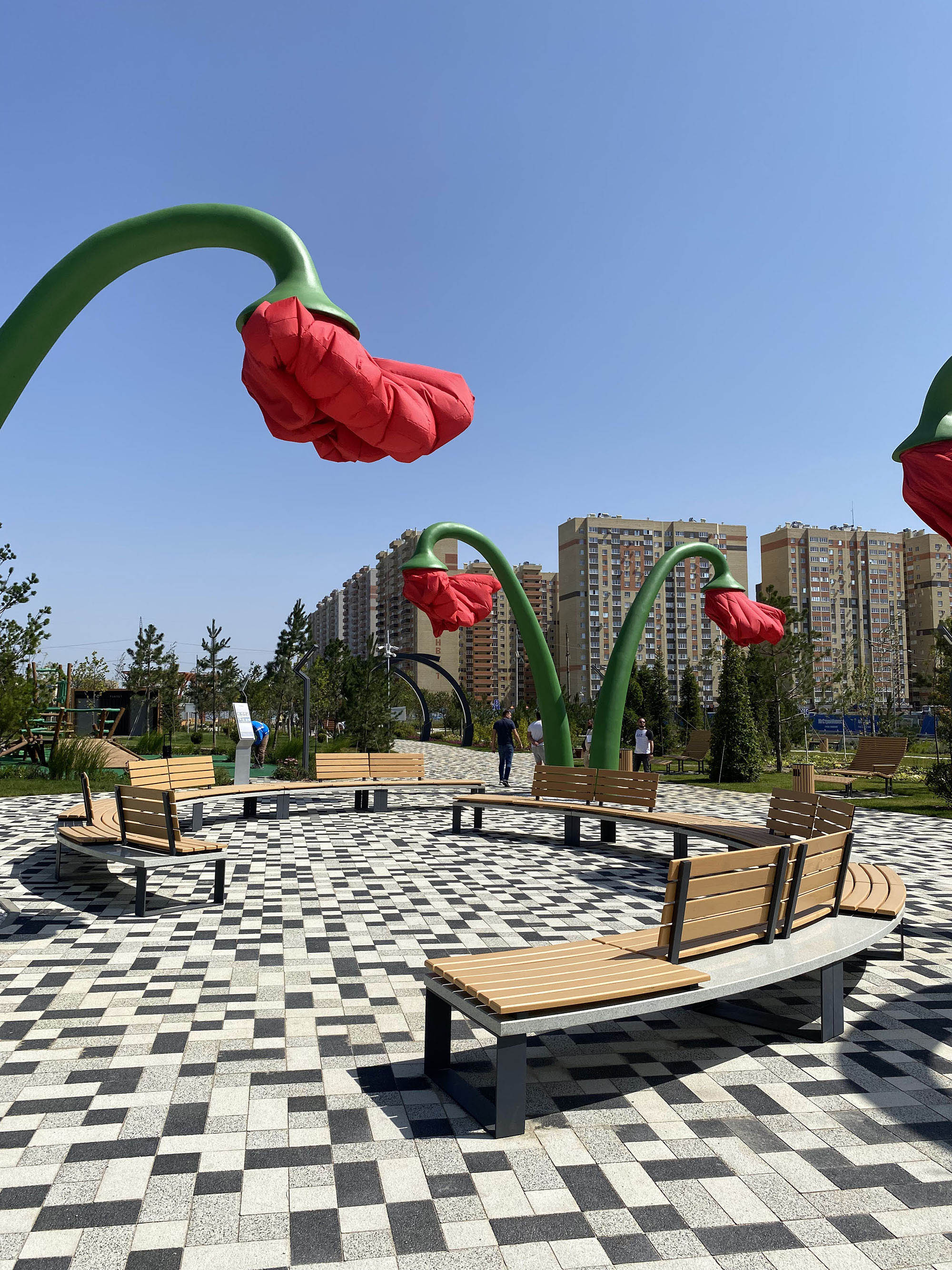 Бульвар Щипакина (Аллея героев России) - фото 13