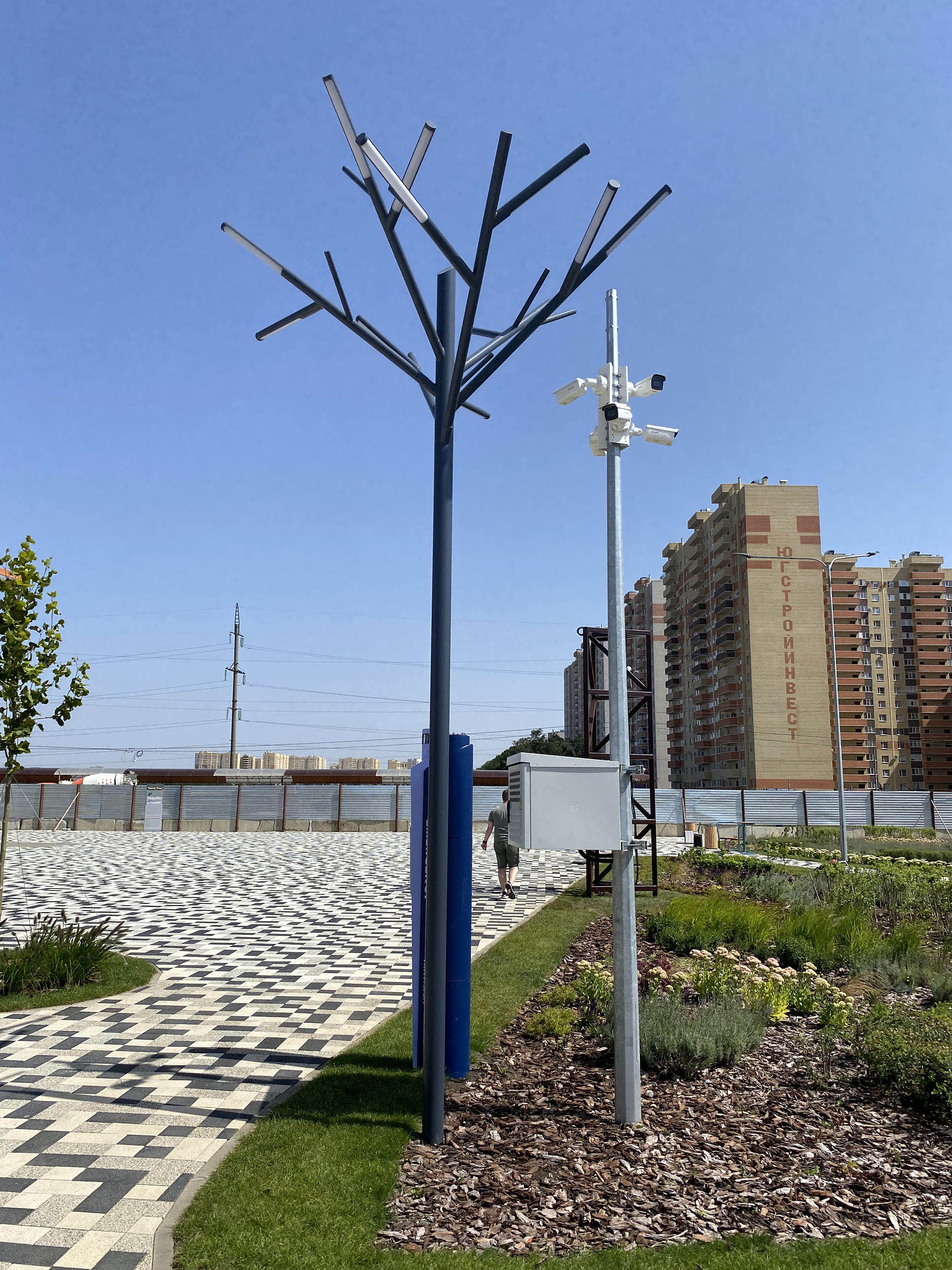 Бульвар Щипакина (Аллея героев России) - фото 22