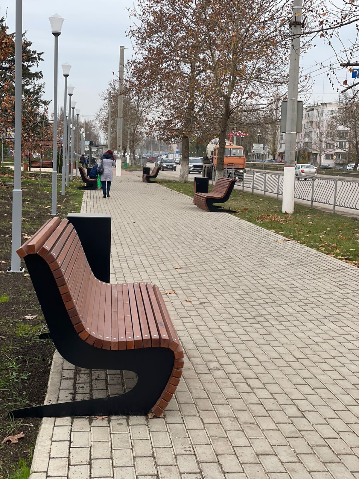 Стеклопластиковые фигуры футболистов и МАФы на стадион Динамо - фото 25