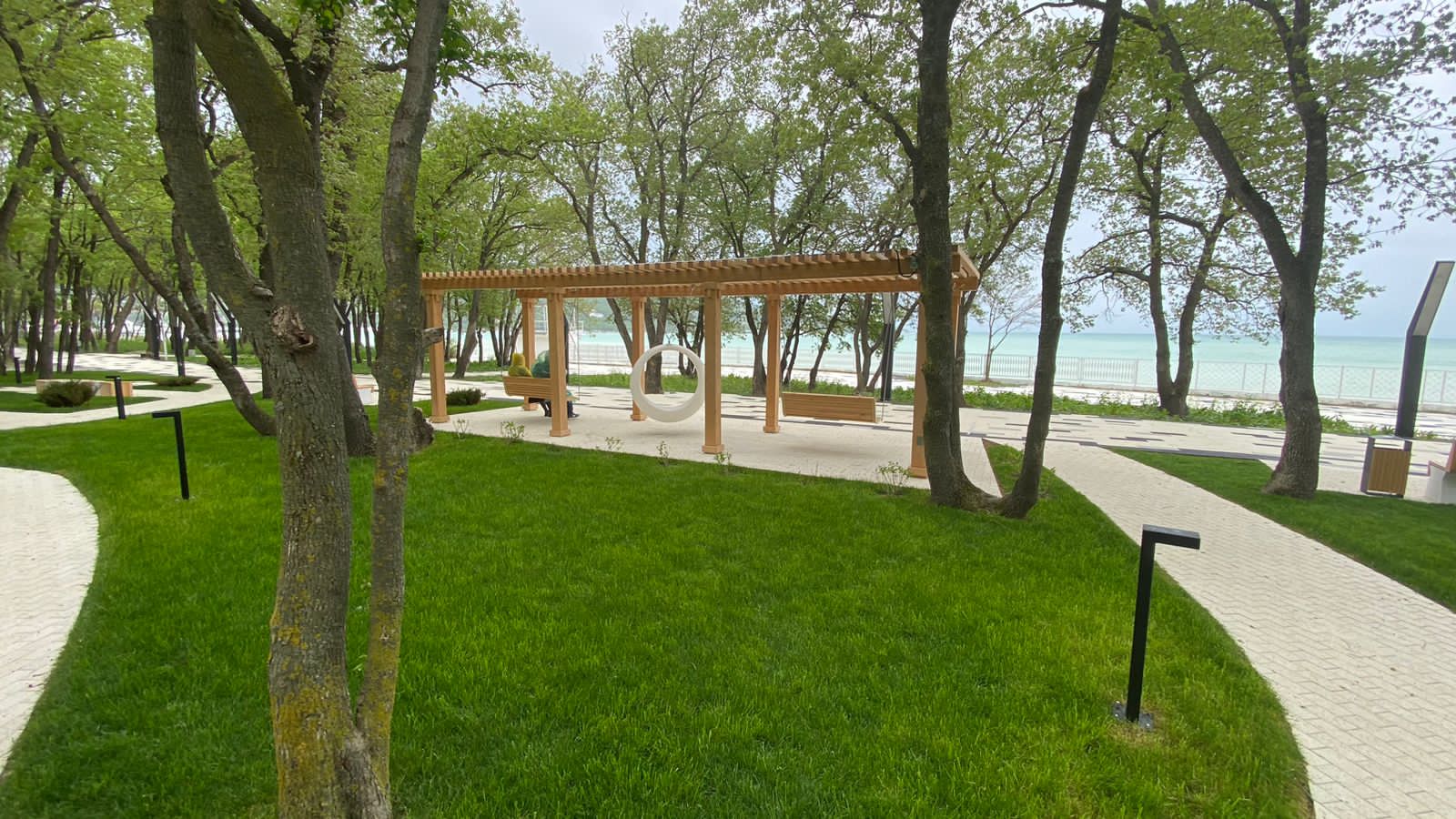 Благоустройство набережной - фото 11