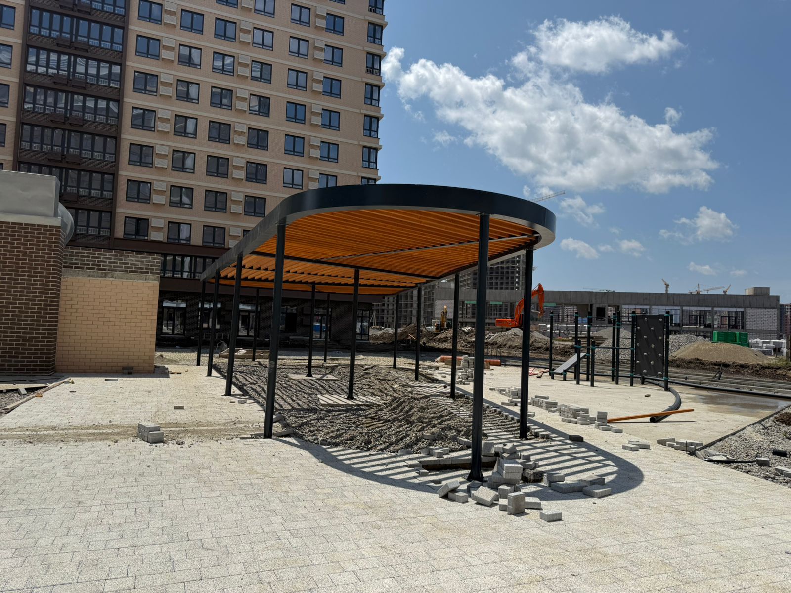 Миниатюра 12